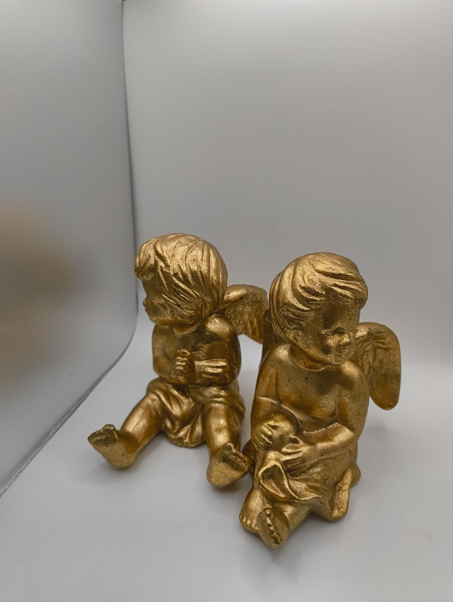 wood spray painted Golden Angels boy and girl height ca 13 cm 2 nd Hand Christmas / Christian decorations