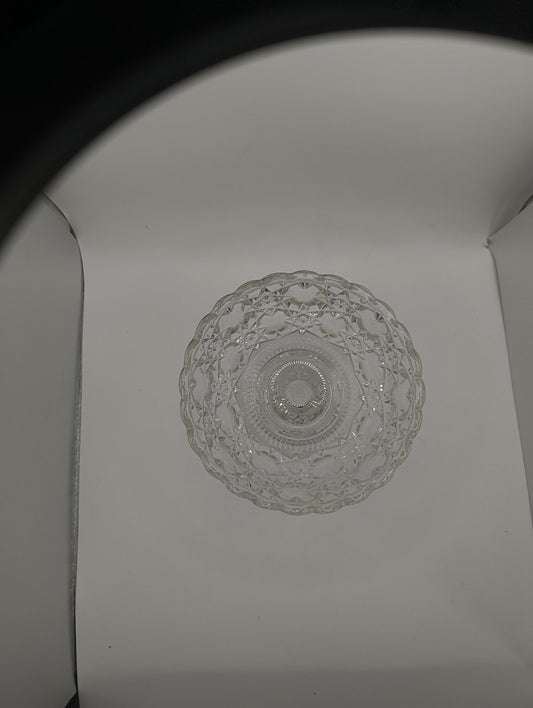 1920-30er Fruchtschale Beerenschale Art Deko Pressglas 12 cm Durchmesser 9 cm Insg hoch. Original SG Radeberg Sachsen