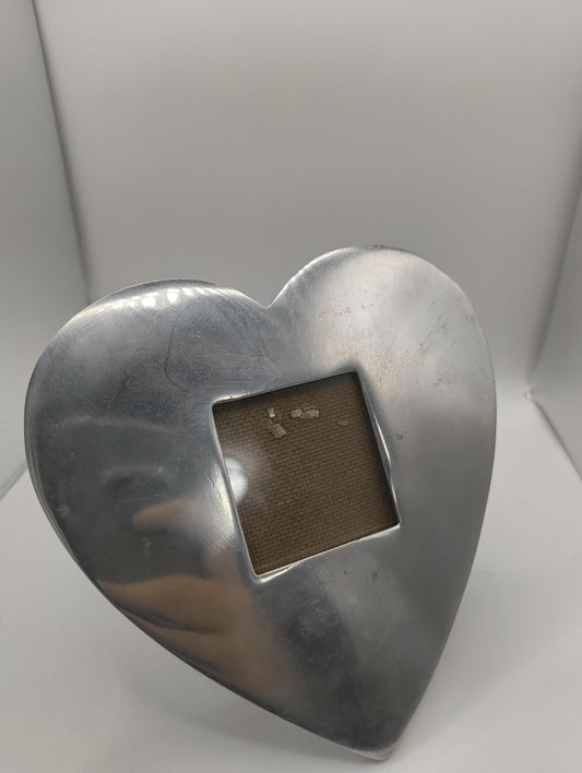 Vintage Shabby Kleiner aufstell Bilderrahmen Picture Frame aus Metall Herz Herzform Punk , dystopien Style heart