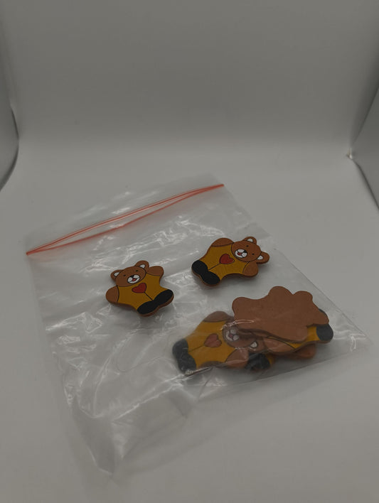 Sweet small Bears with heart out of real wood painted for decoration ca 4 cm Long Kids children Birthday