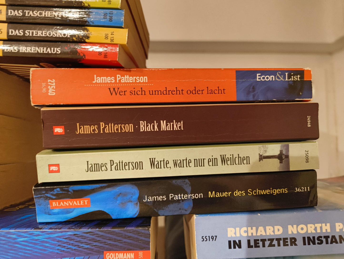 Warehouse Sale Ausverkauf 2000er 90er Buchsets Lesepakete nach Autor (King, Sheldon , Deaver , Petterson, Cussler etc)