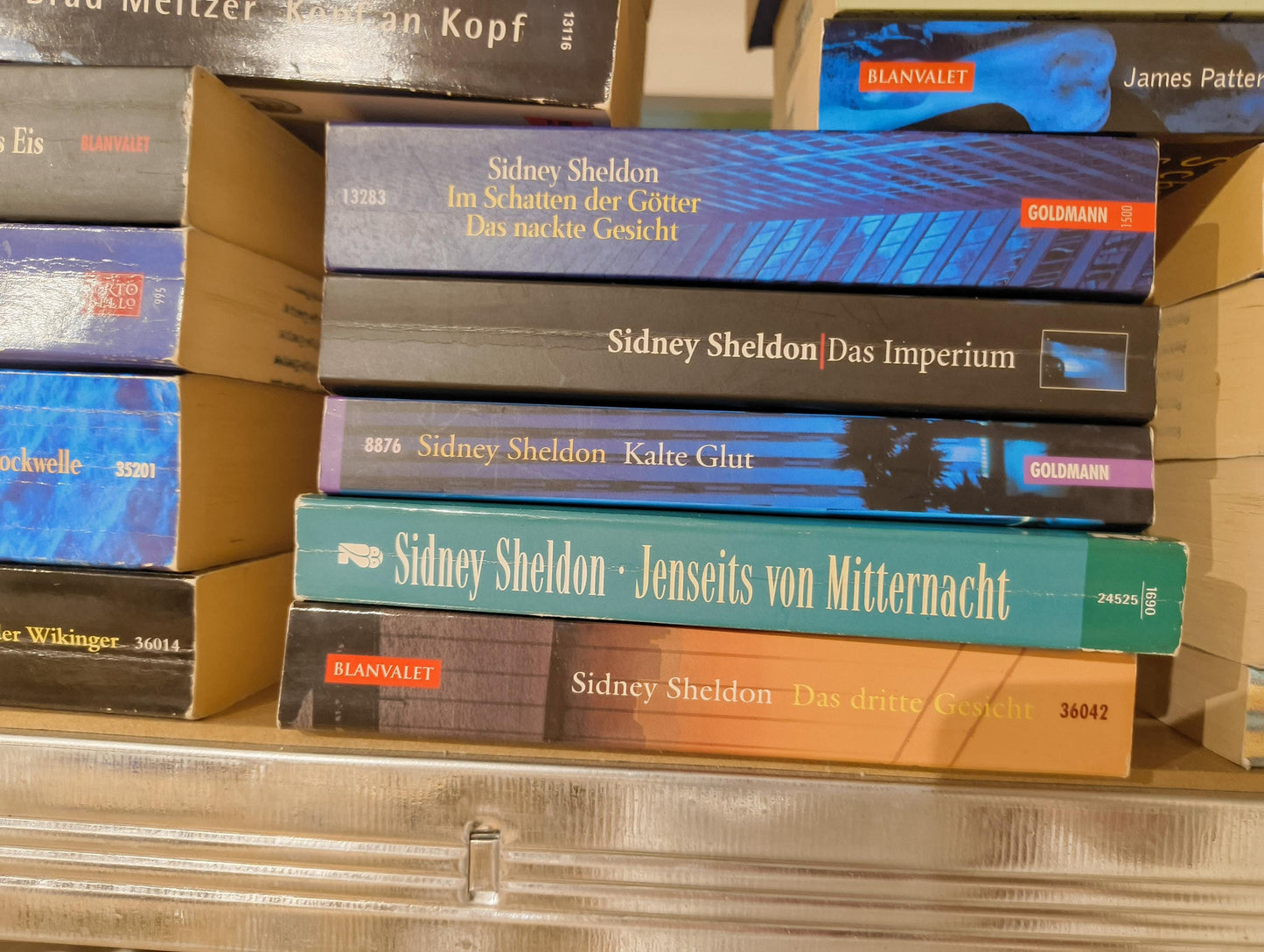 Warehouse Sale Ausverkauf 2000er 90er Buchsets Lesepakete nach Autor (King, Sheldon , Deaver , Petterson, Cussler etc)